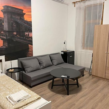 Mano Guesthouse Βουδαπέστη Εξωτερικό φωτογραφία